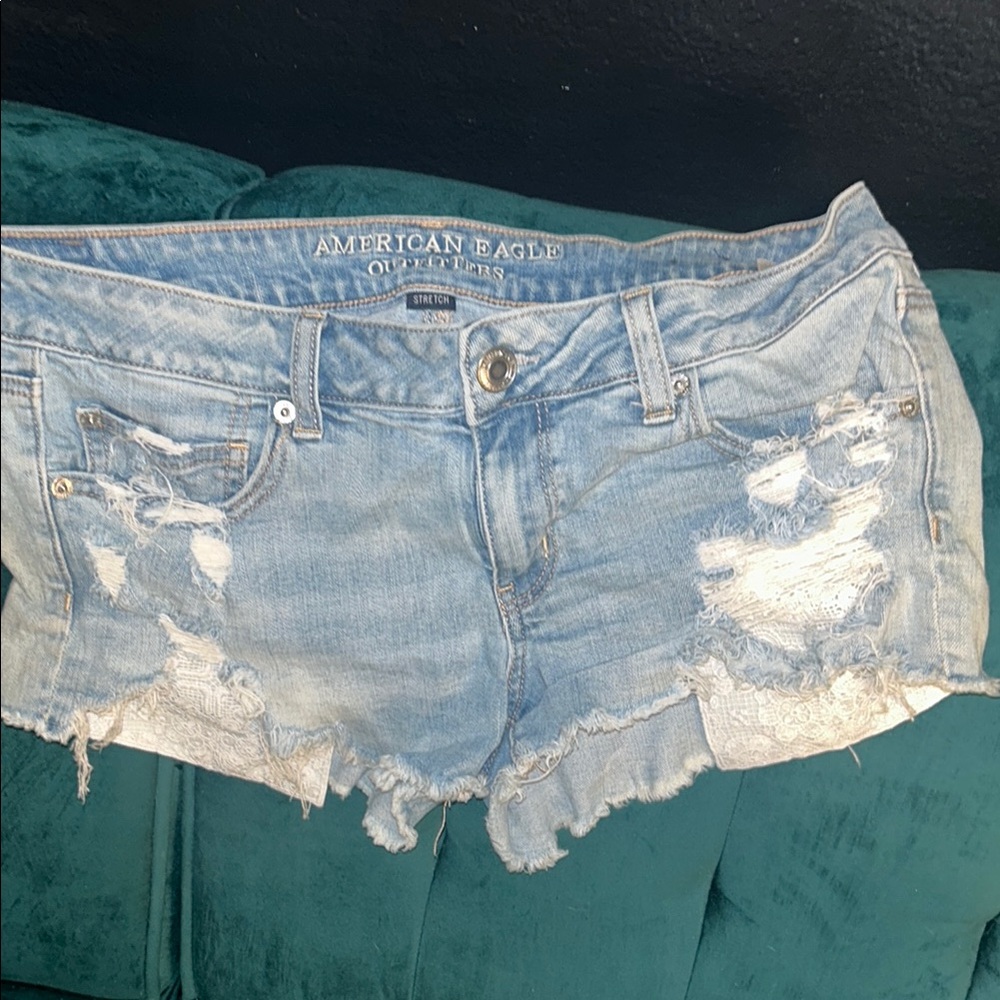 American Eagle Outfitters Women's Blue Distressed Denim Shorts